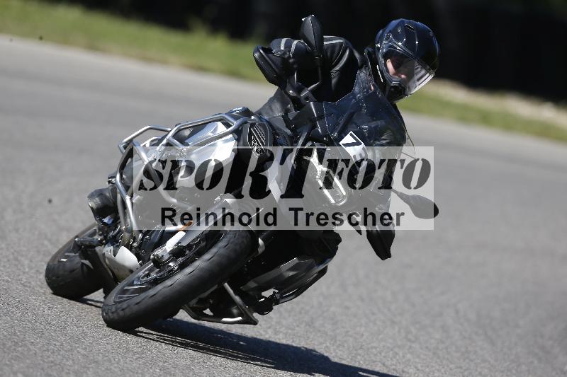 Archiv-2025/48 25.08.2025 Cornu Master School ADR/blau-bleu/73